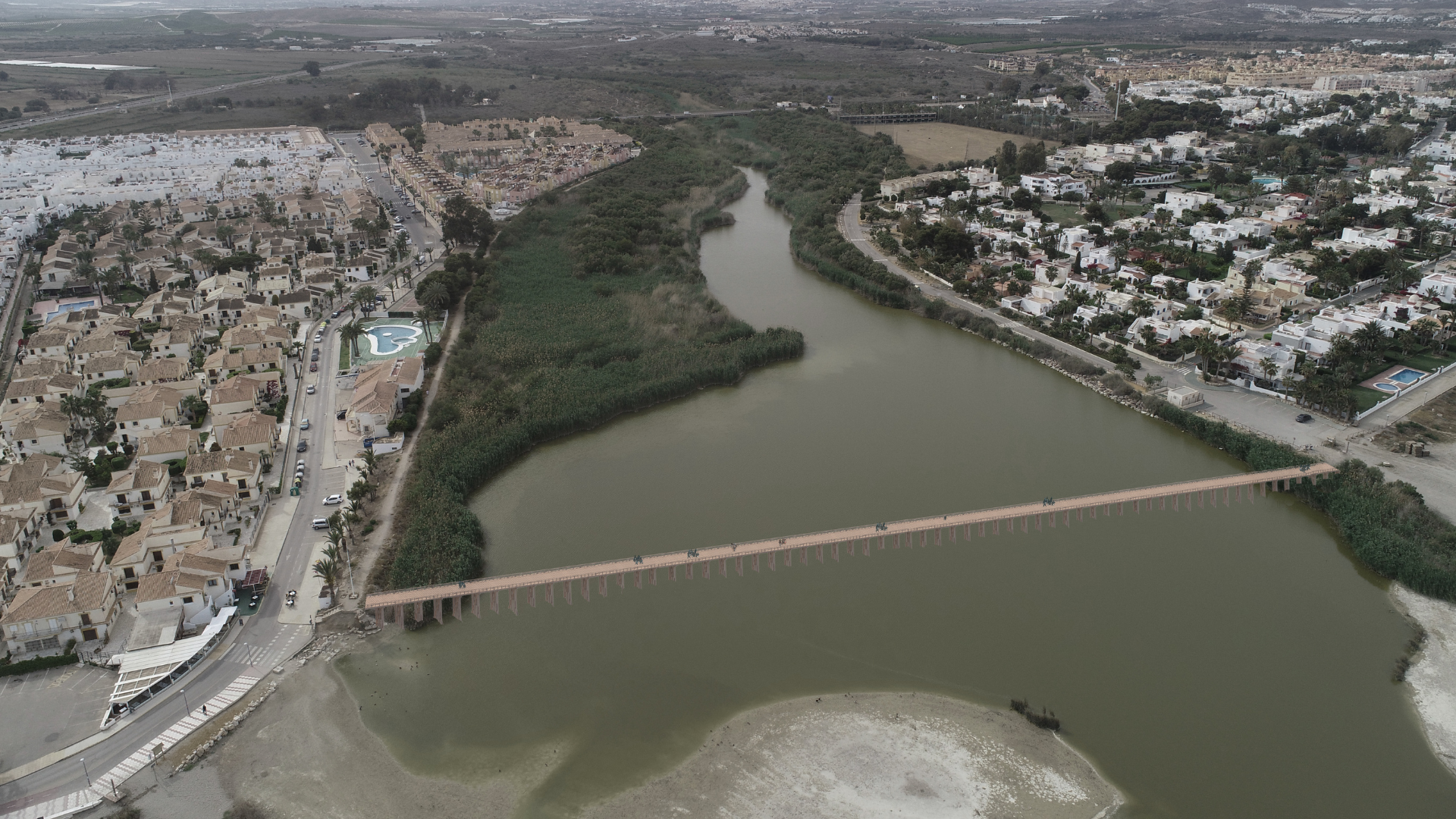Puente peatonal que comunique Puerto Rey con Pueblo Laguna